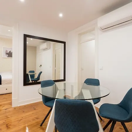 公寓 The Modern 1551 *